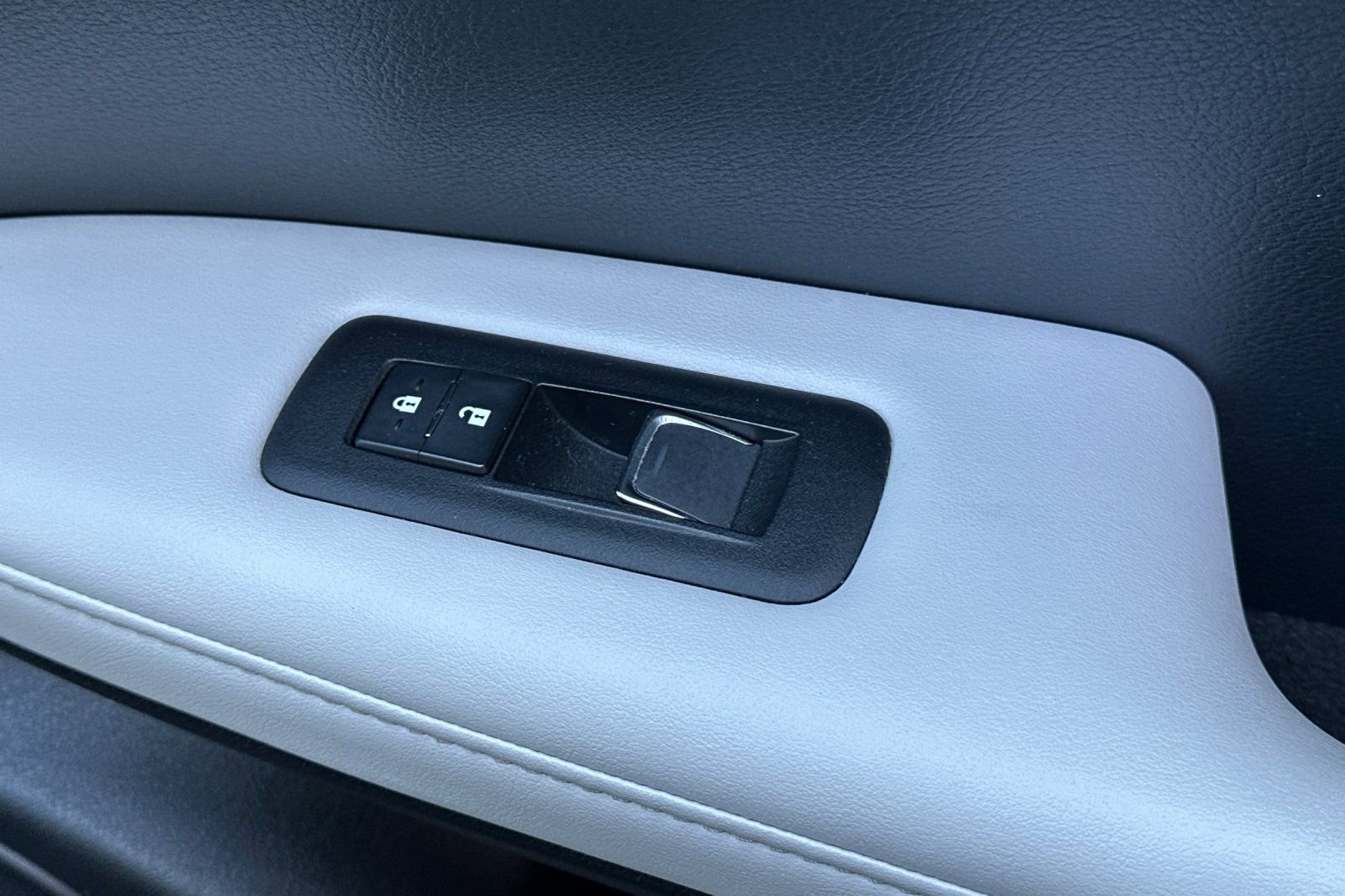 Used 2021 Lexus RX 350 FWD w/ Premium Package image 22