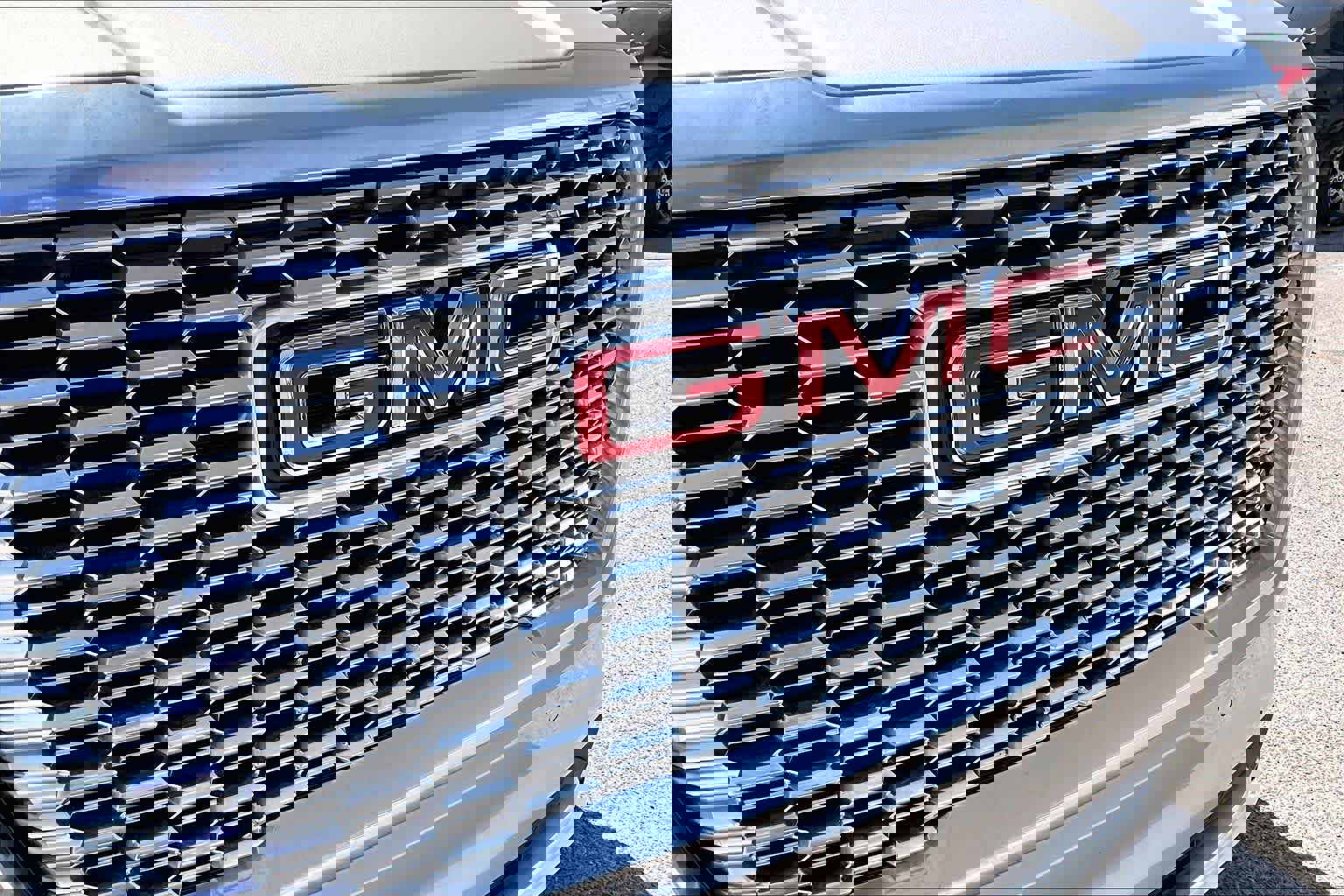 Used 2022 GMC Yukon Denali w/ Max Trailering Package image 29