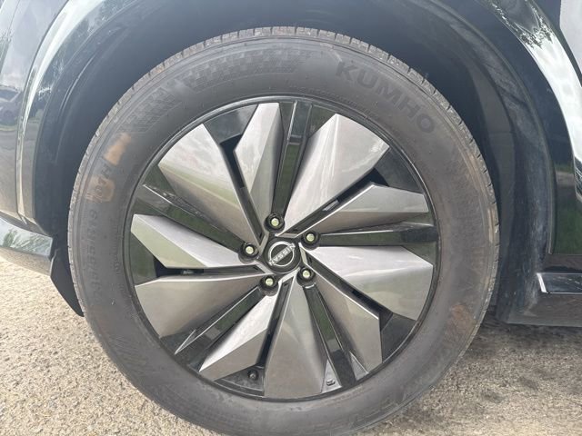 Used 2024 Nissan Ariya FWD image 7