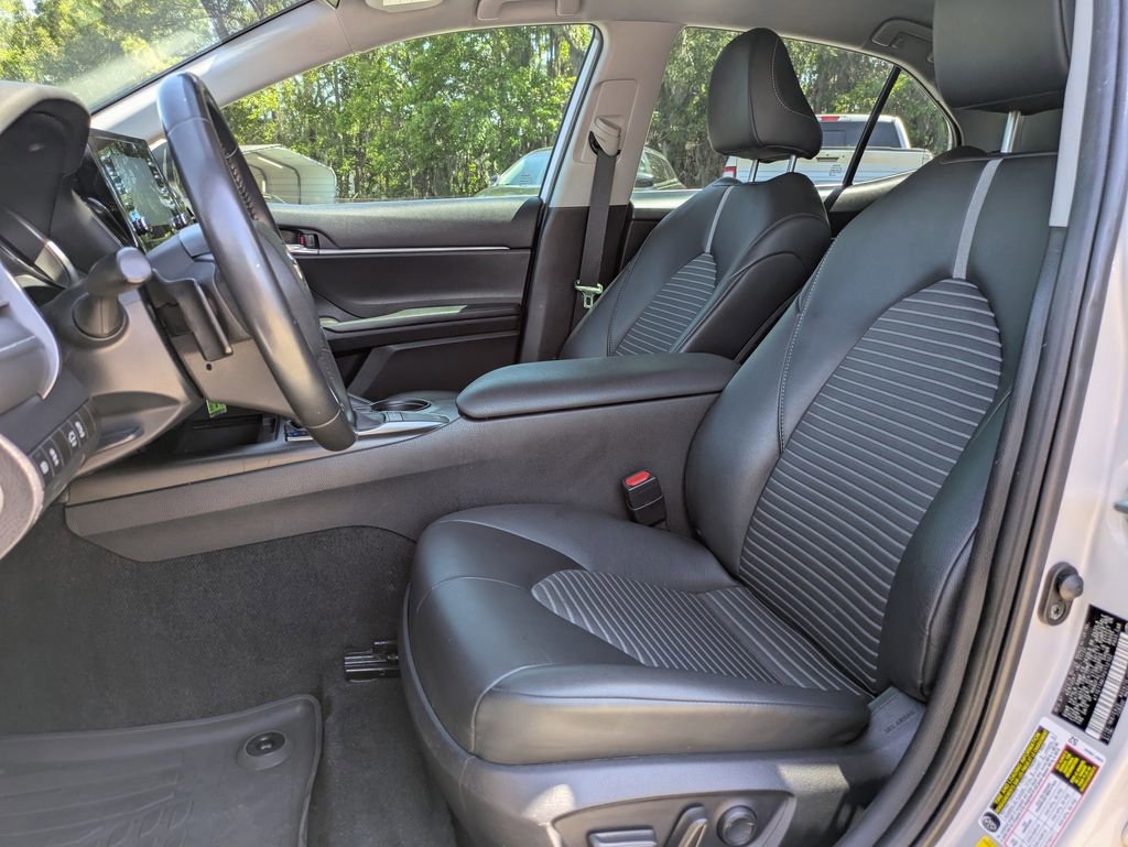 Used 2023 Toyota Camry SE FWD image 26