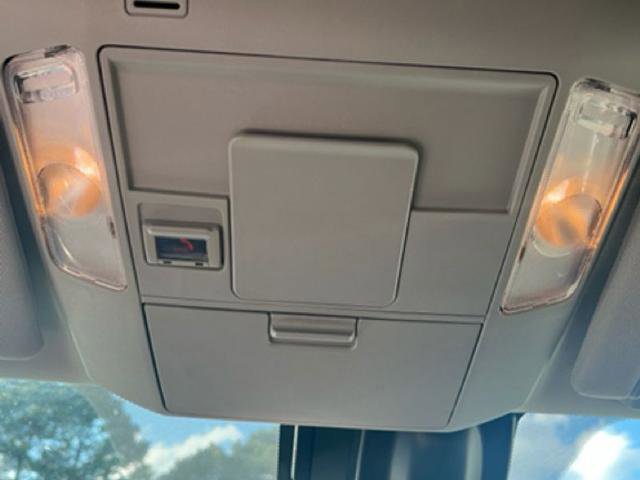 Used 2020 Toyota Tundra Limited w/ Limited Premium Package image 19