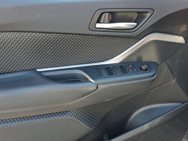 Used 2020 Toyota C-HR LE image 12