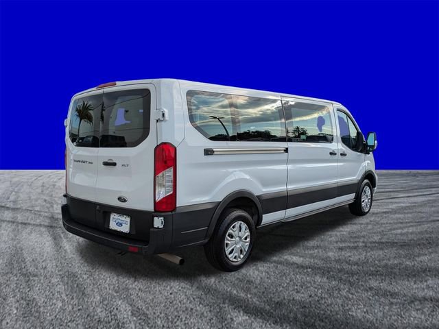 Certified 2023 Ford Transit 350 XLT RWD image 4