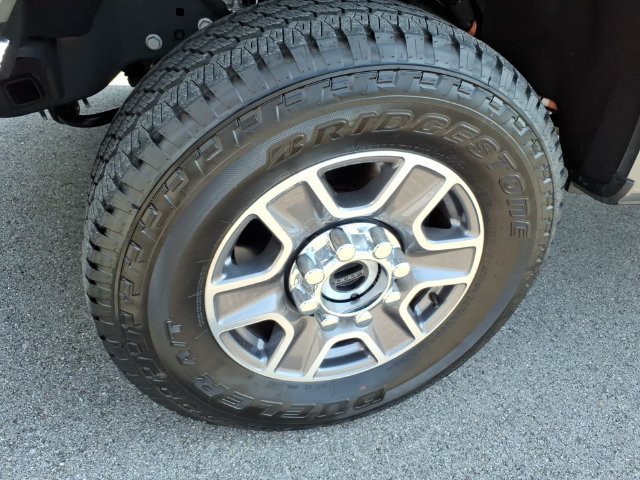 Certified 2025 Ford F350 XLT w/ XLT Value Package AWD/4WD image 6