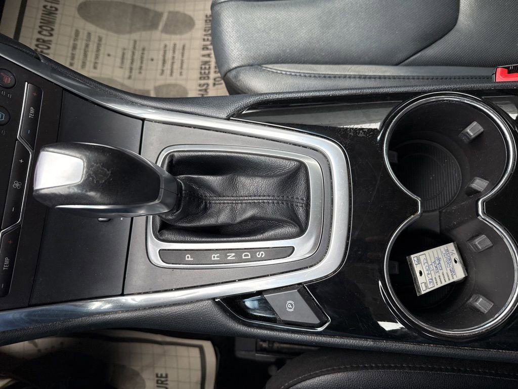 Certified 2017 Ford Edge Titanium w/ Equipment Group 301A image 59