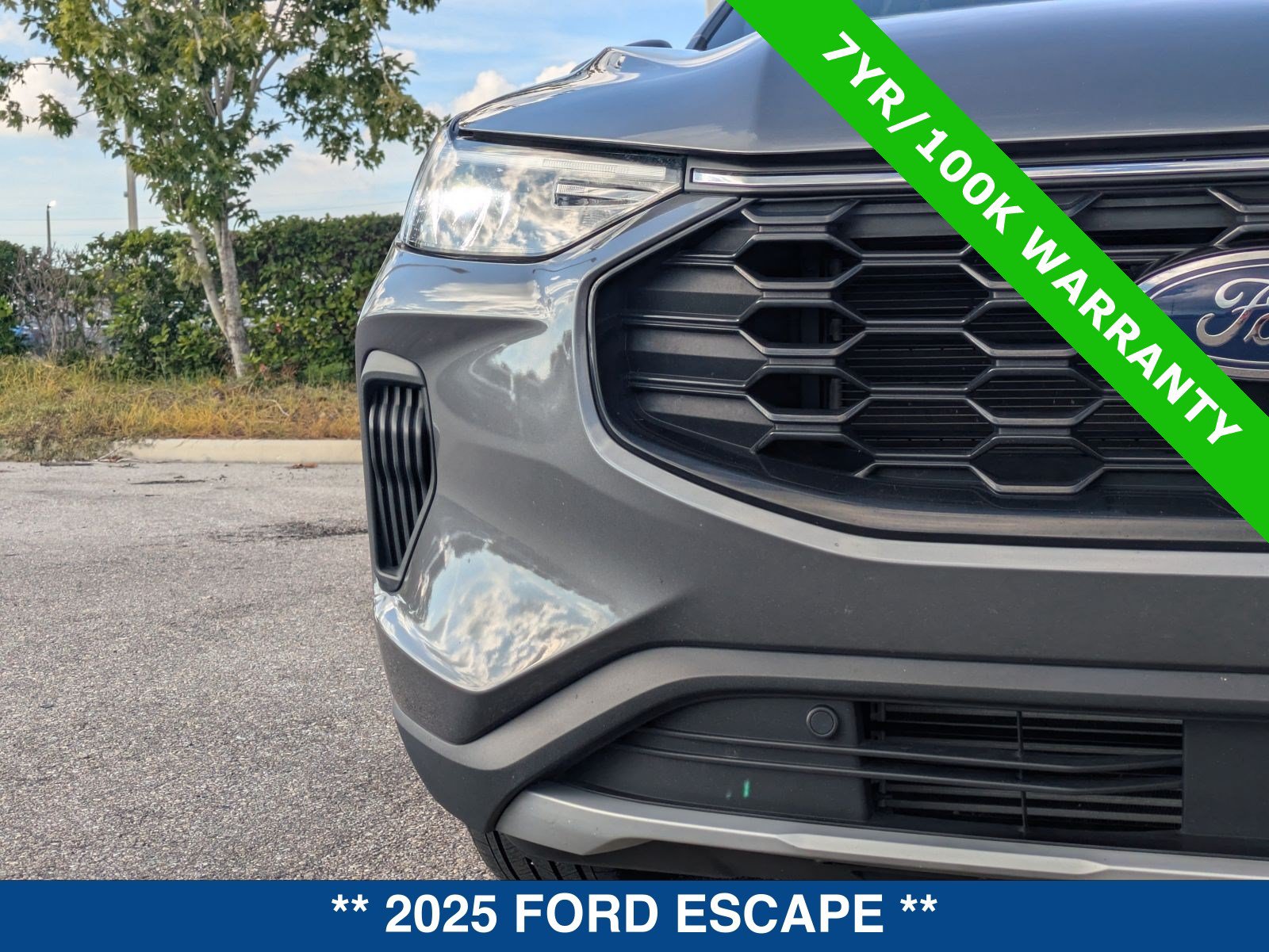 Certified 2025 Ford Escape ST-Line FWD image 10