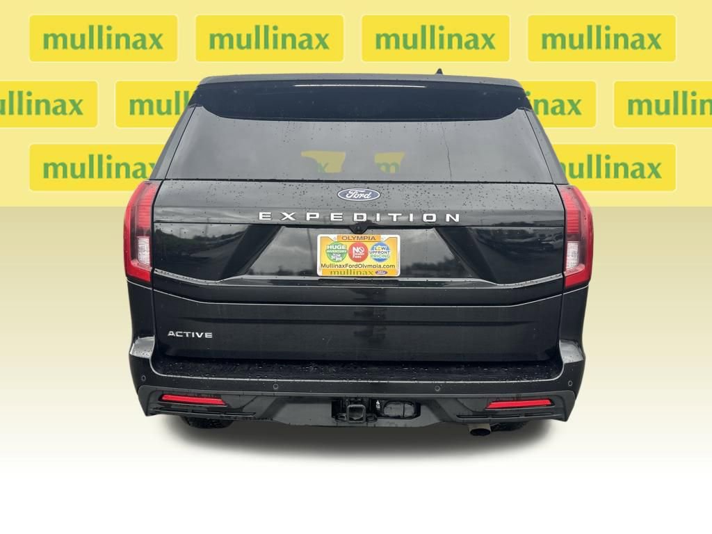 Certified 2025 Ford Expedition Active image 33