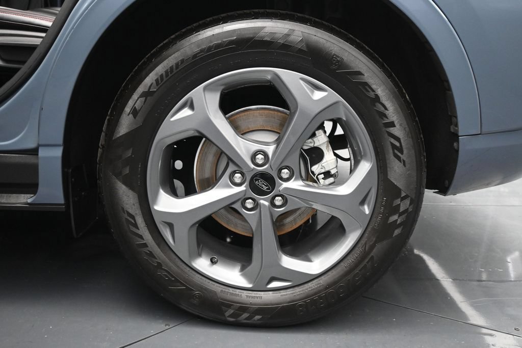 Certified 2024 Ford Escape ST-Line w/ Tech Pack #1 FWD image 19