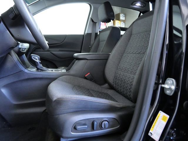 Used 2023 Chevrolet Equinox LT image 16
