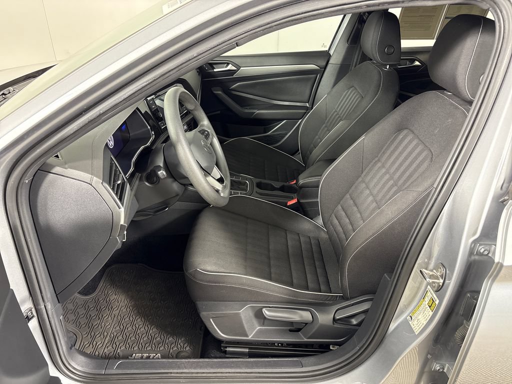 Used 2022 Volkswagen Jetta Sport FWD image 25