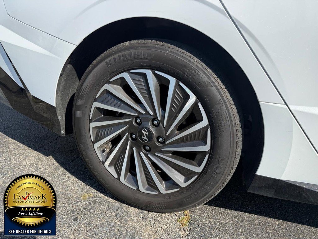 Used 2025 Hyundai Sonata SEL FWD image 20
