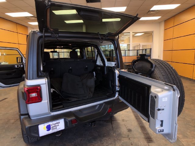 Used 2022 Jeep Wrangler Unlimited Sport AWD/4WD image 21