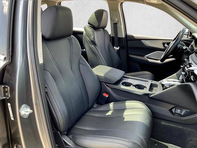Used 2025 Acura MDX SH-AWD image 9