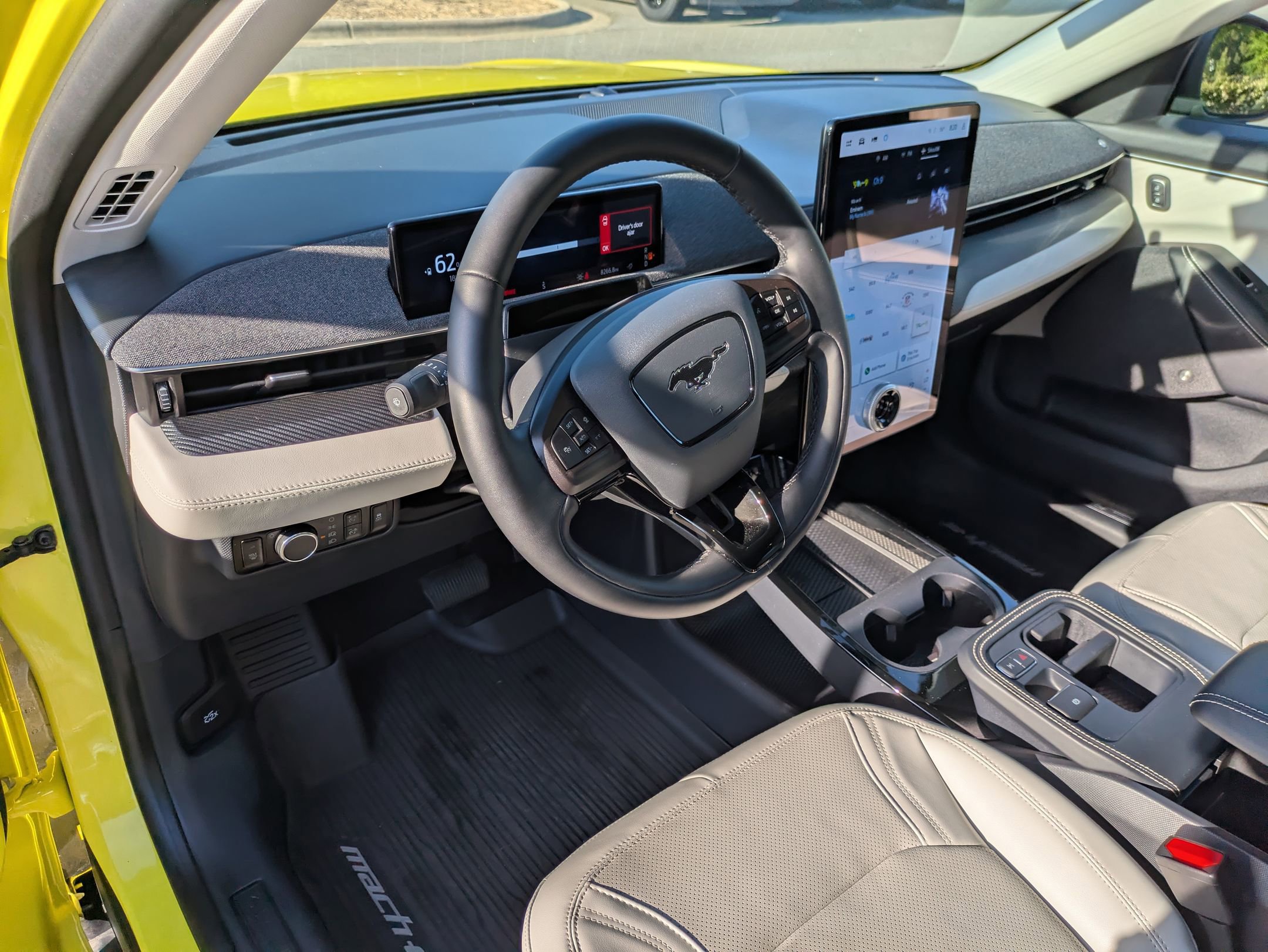 Certified 2025 Ford Mustang Mach-E Premium RWD image 15