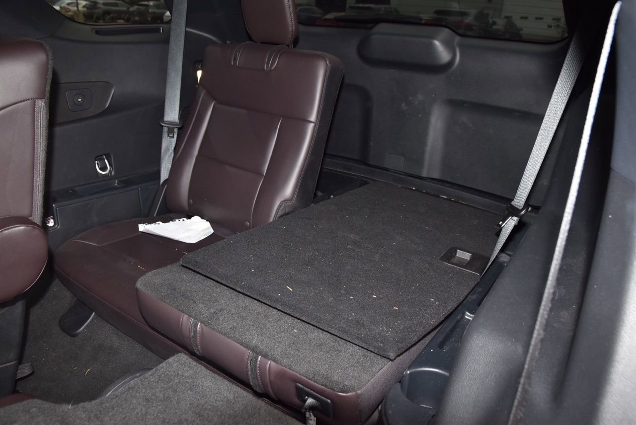 Certified 2025 Ford Explorer Platinum image 12