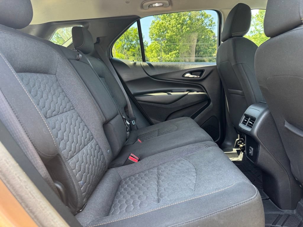 Used 2019 Chevrolet Equinox LT w/ Driver Convenience Package FWD image 19