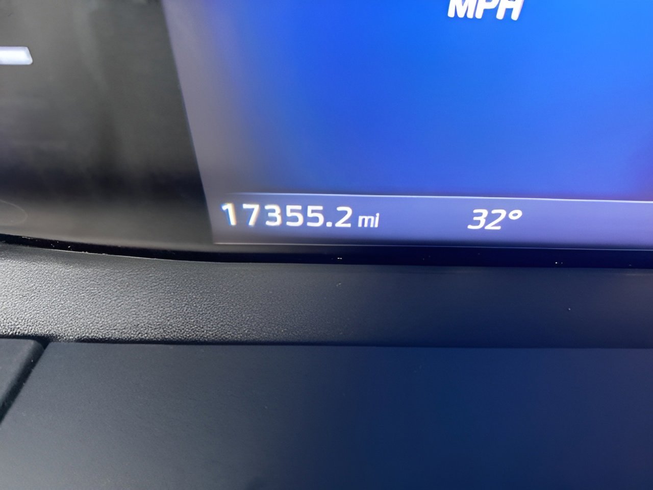 Certified 2025 Ford Escape Active image 13