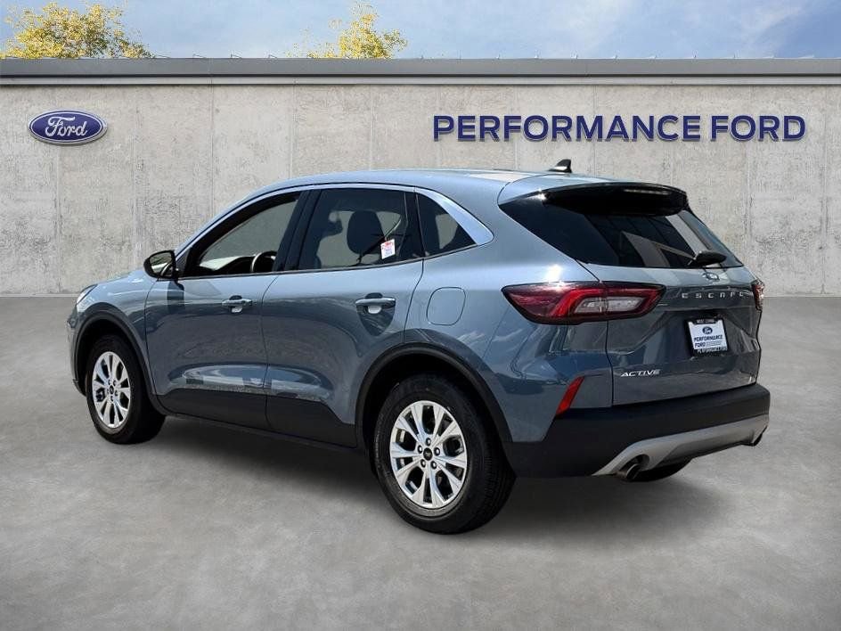 Certified 2024 Ford Escape Active FWD image 12