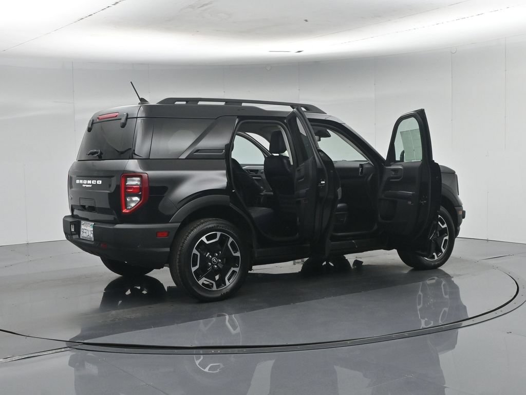 Certified 2023 Ford Bronco Sport Outer Banks AWD/4WD image 6