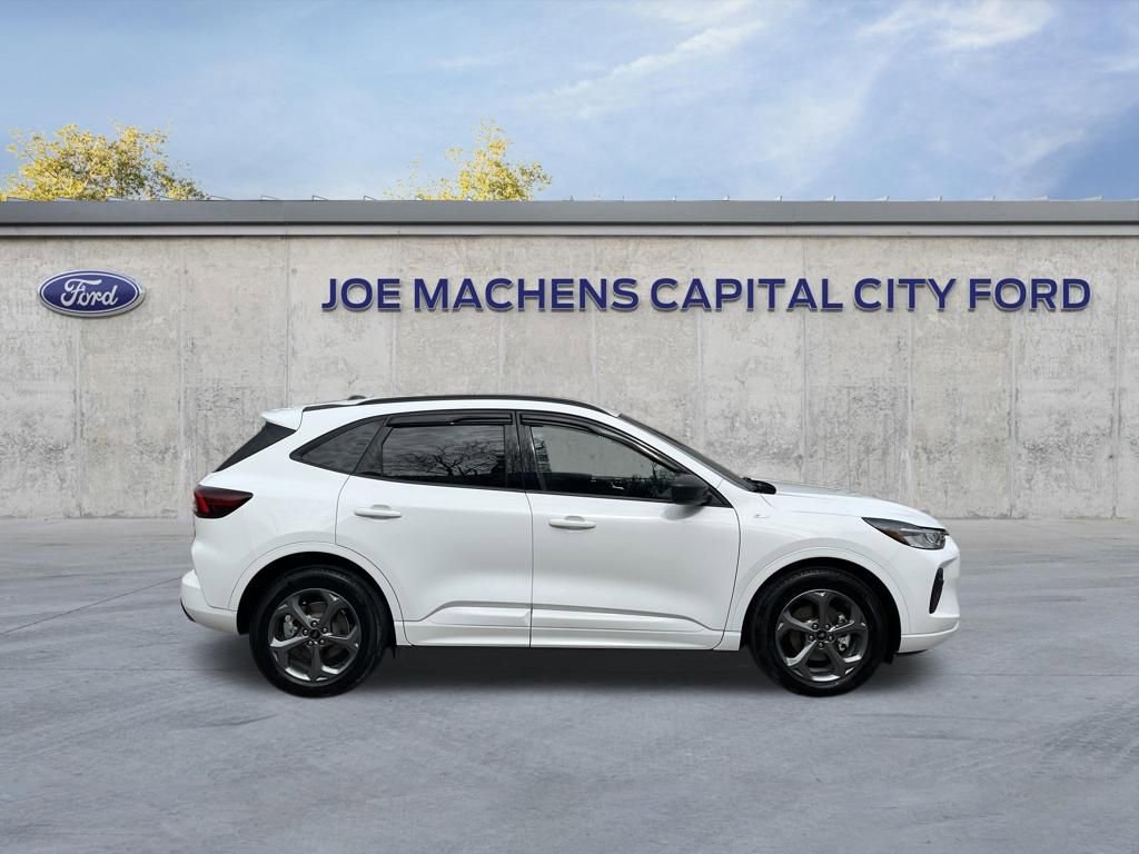 Certified 2023 Ford Escape ST-Line w/ Equipment Group 301A image 5