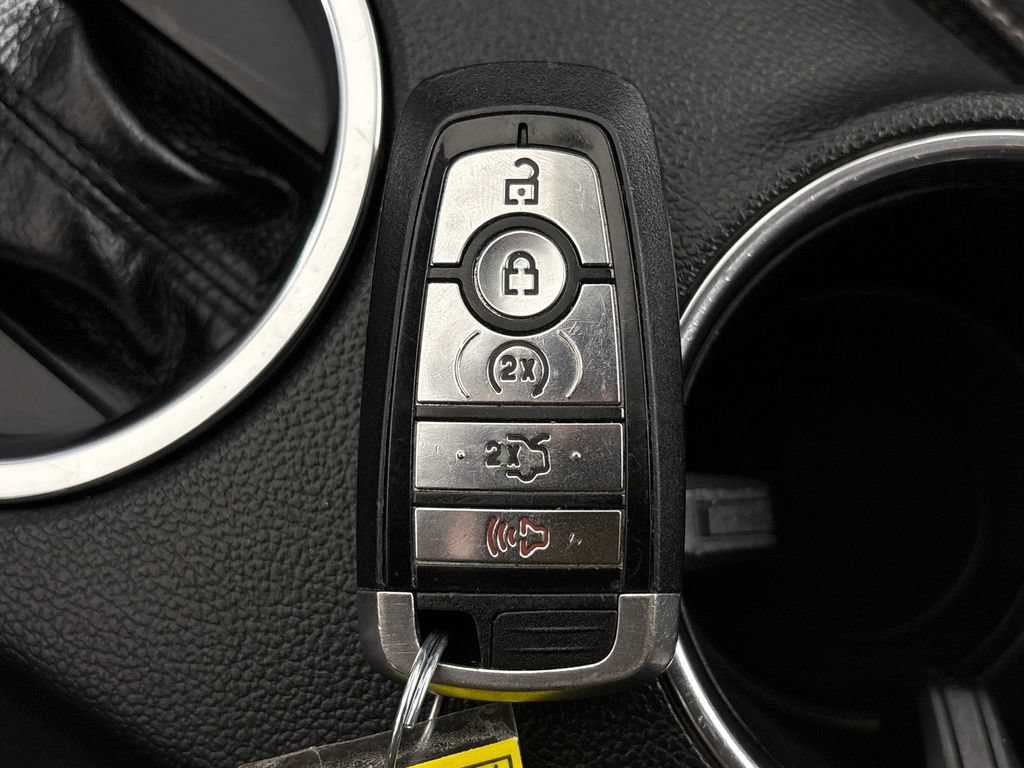 Certified 2018 Ford Mustang Premium RWD image 32