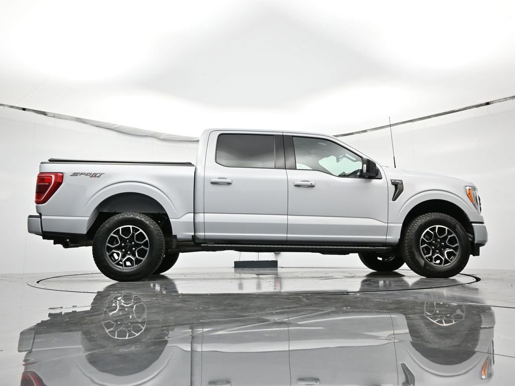 Certified 2022 Ford F150 XLT w/ Equipment Group 302A High image 18