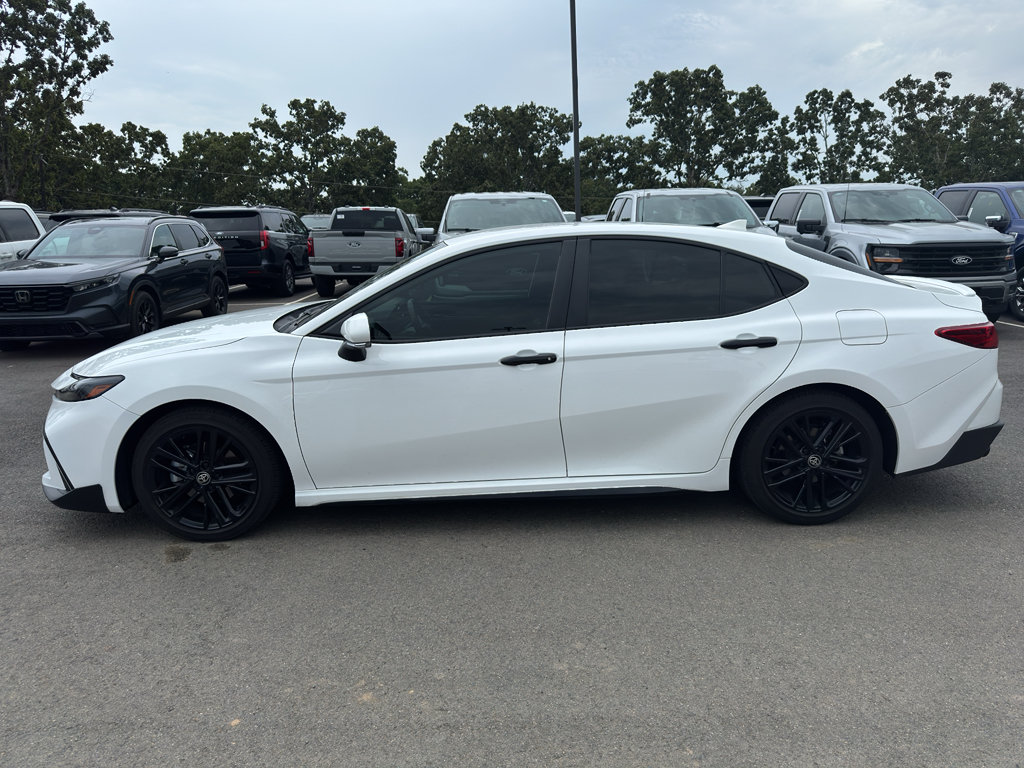 Used 2025 Toyota Camry SE w/ Multimedia Upgrade Package FWD image 8