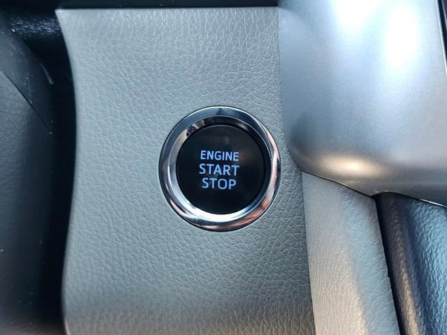 Used 2019 Toyota Highlander XLE image 27