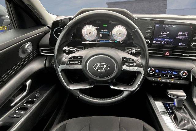 Used 2021 Hyundai Elantra SEL w/ Convenience Package FWD image 8