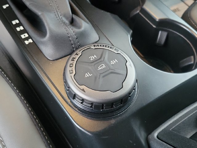 Certified 2025 Ford Bronco Outer Banks AWD/4WD image 31