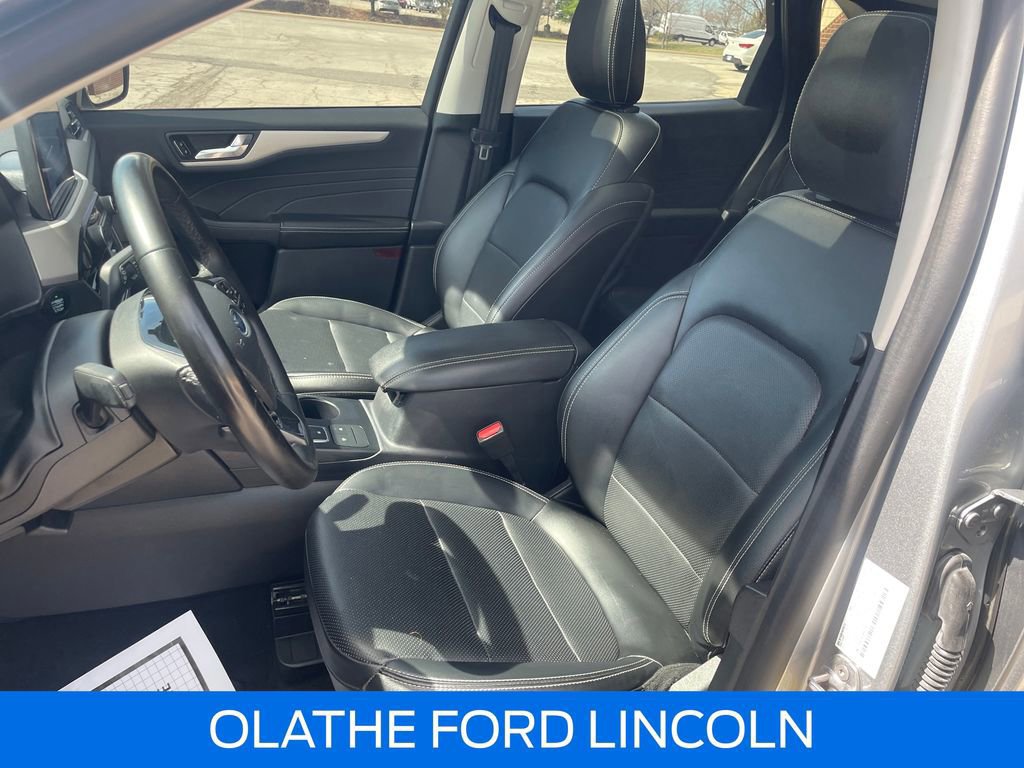 Certified 2022 Ford Escape SEL image 12