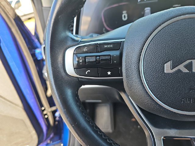 Used 2024 Kia Sportage EX FWD image 19