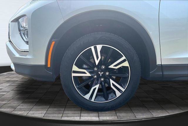 Used 2024 Mitsubishi Eclipse Cross AWD image 9