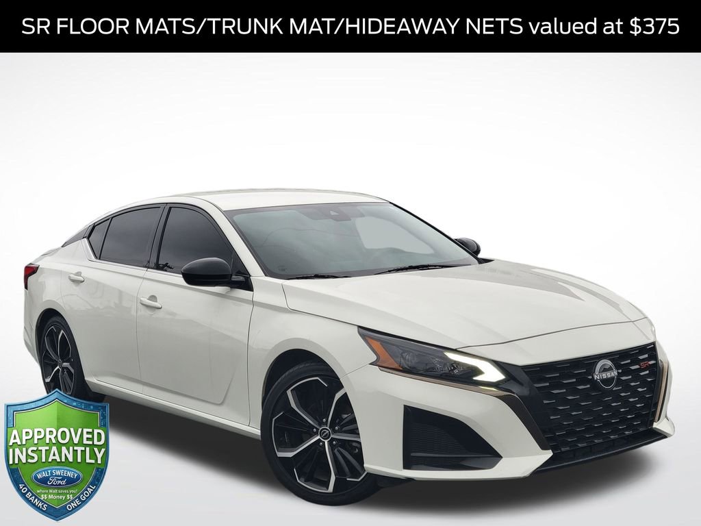 Used 2024 Nissan Altima 2.5 SR