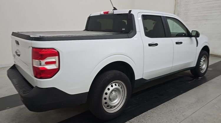 Certified 2023 Ford Maverick XL FWD image 2
