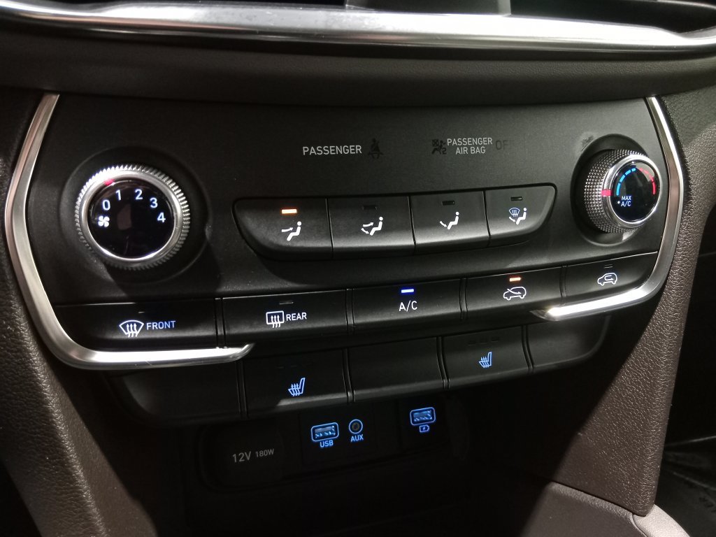 Used 2020 Hyundai Santa Fe SEL AWD/4WD image 20