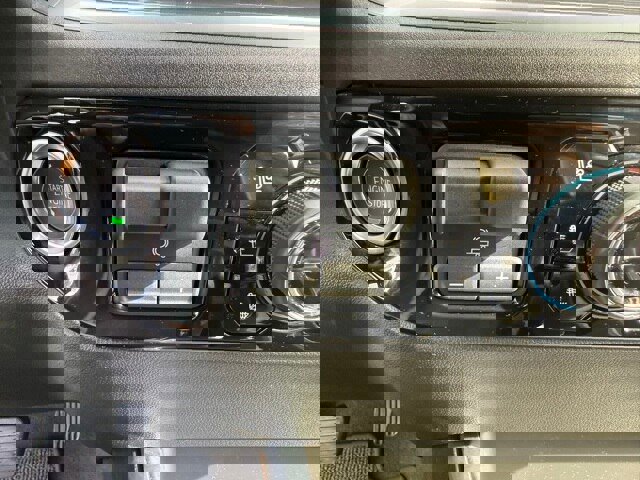 Used 2025 Chevrolet Silverado 1500 High Country w/ Z71 Off-Road Package image 33