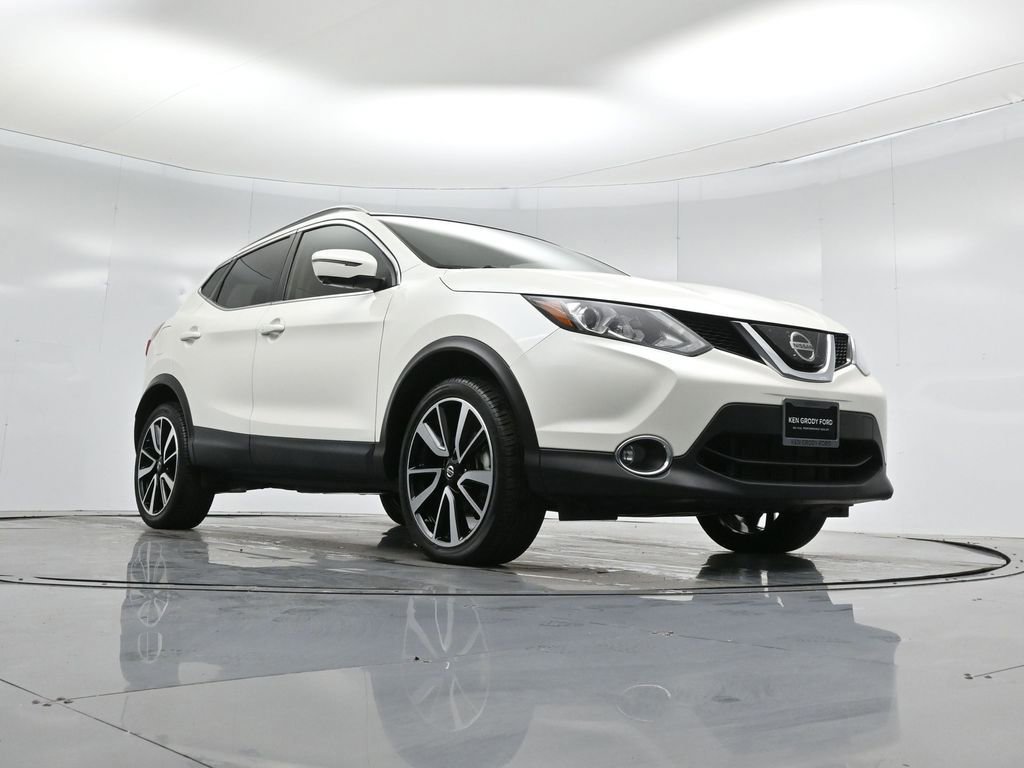 Used 2019 Nissan Rogue Sport SL w/ Premium Package image 5