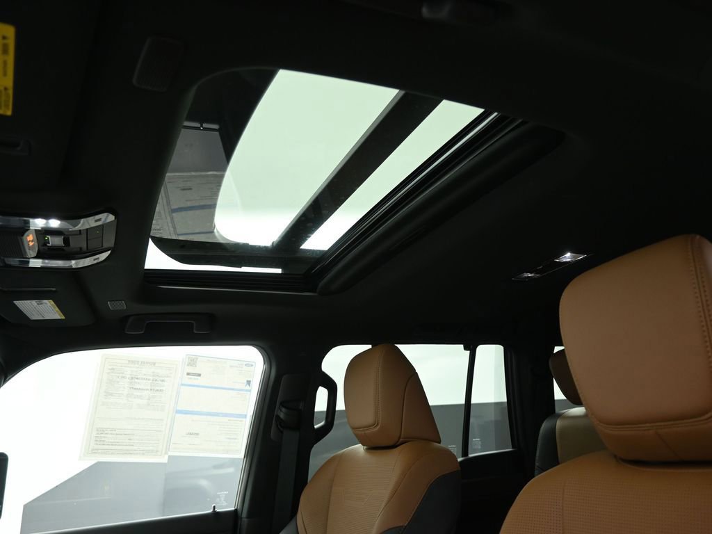 Used 2025 Lexus GX 550 image 43