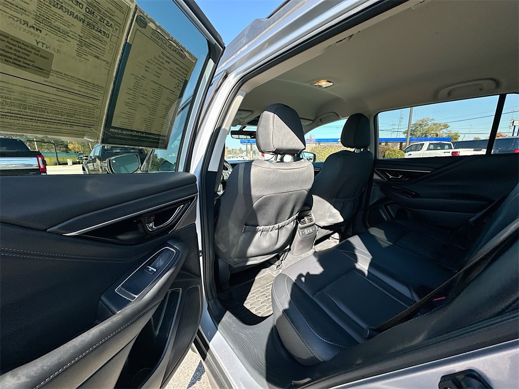 Used 2022 Subaru Outback Limited image 16