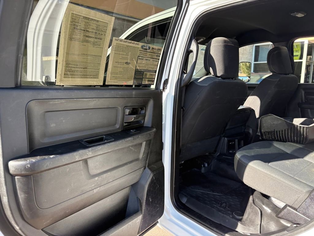 Used 2022 RAM 5500 Tradesman w/ Chrome Appearance Group image 27