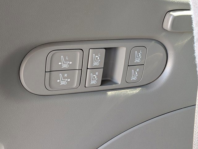 Used 2026 Hyundai Palisade Limited image 38