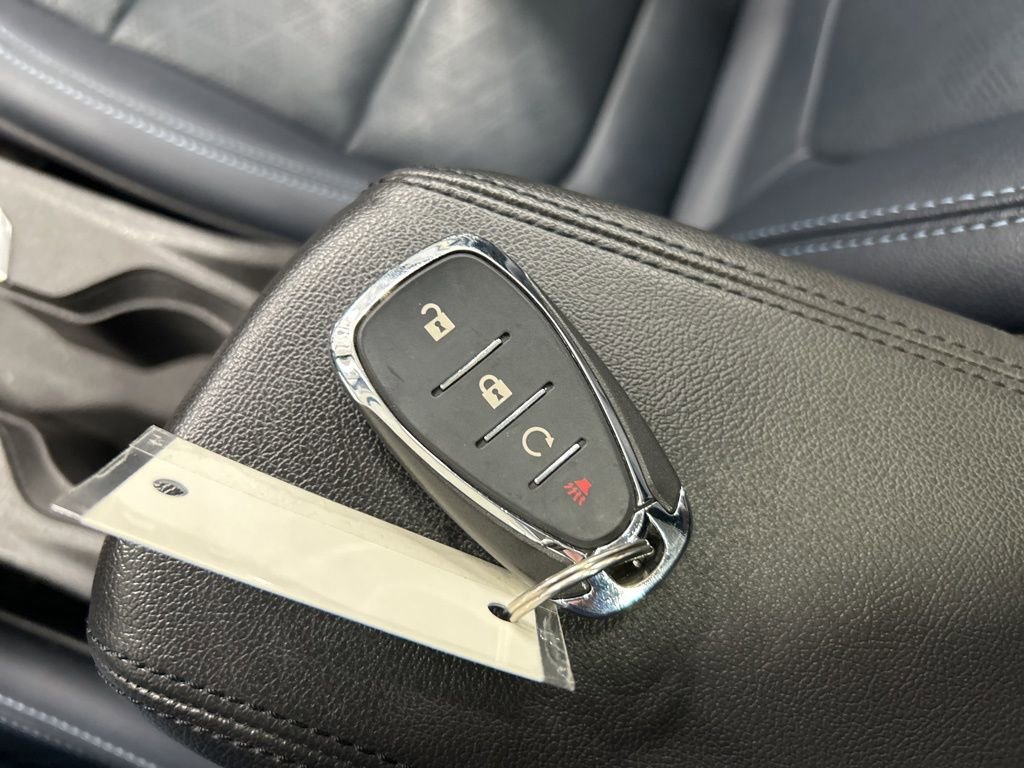 Used 2022 Chevrolet Bolt EUV Premier w/ Launch Edition image 22