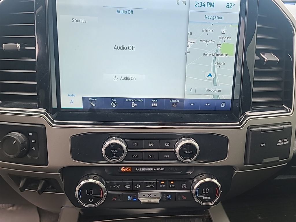 Certified 2022 Ford F350 Lariat w/ Tremor Off-Road Package AWD/4WD image 13