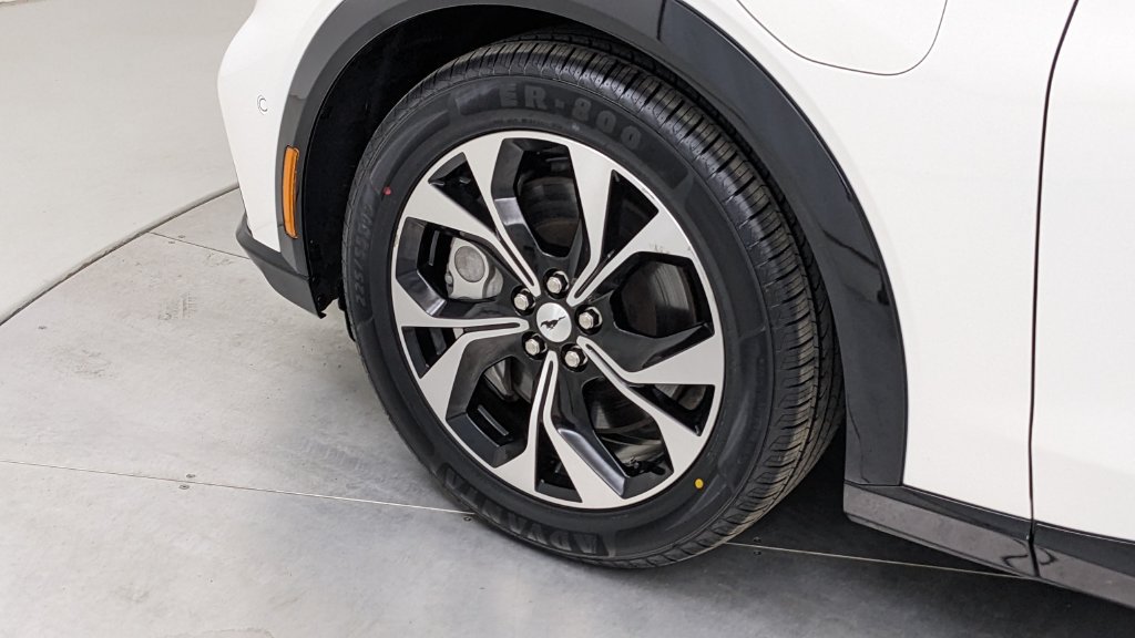 Certified 2023 Ford Mustang Mach-E Premium AWD/4WD image 5