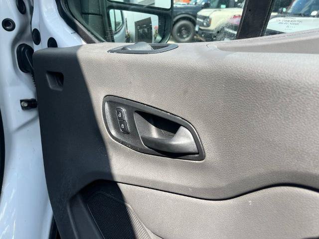 Certified 2025 Ford Transit 250 Low Roof w/ Exterior Upgrade Package RWD image 12