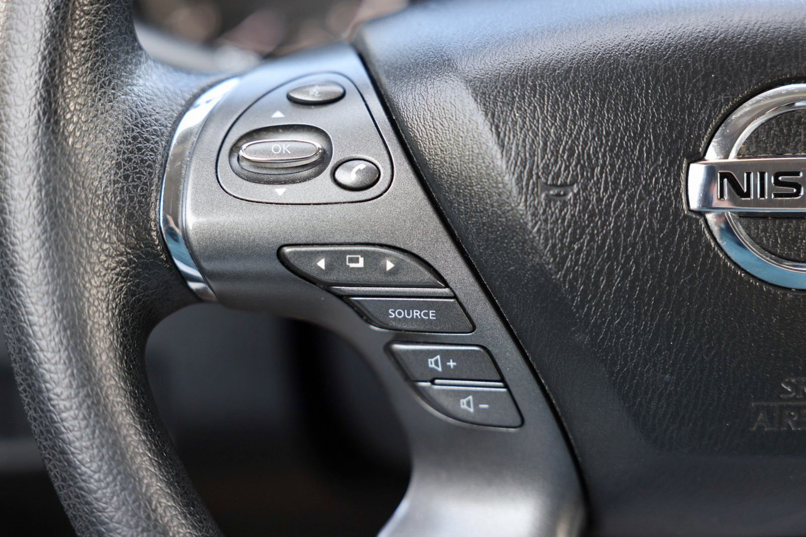 Used 2019 Nissan Murano S image 17