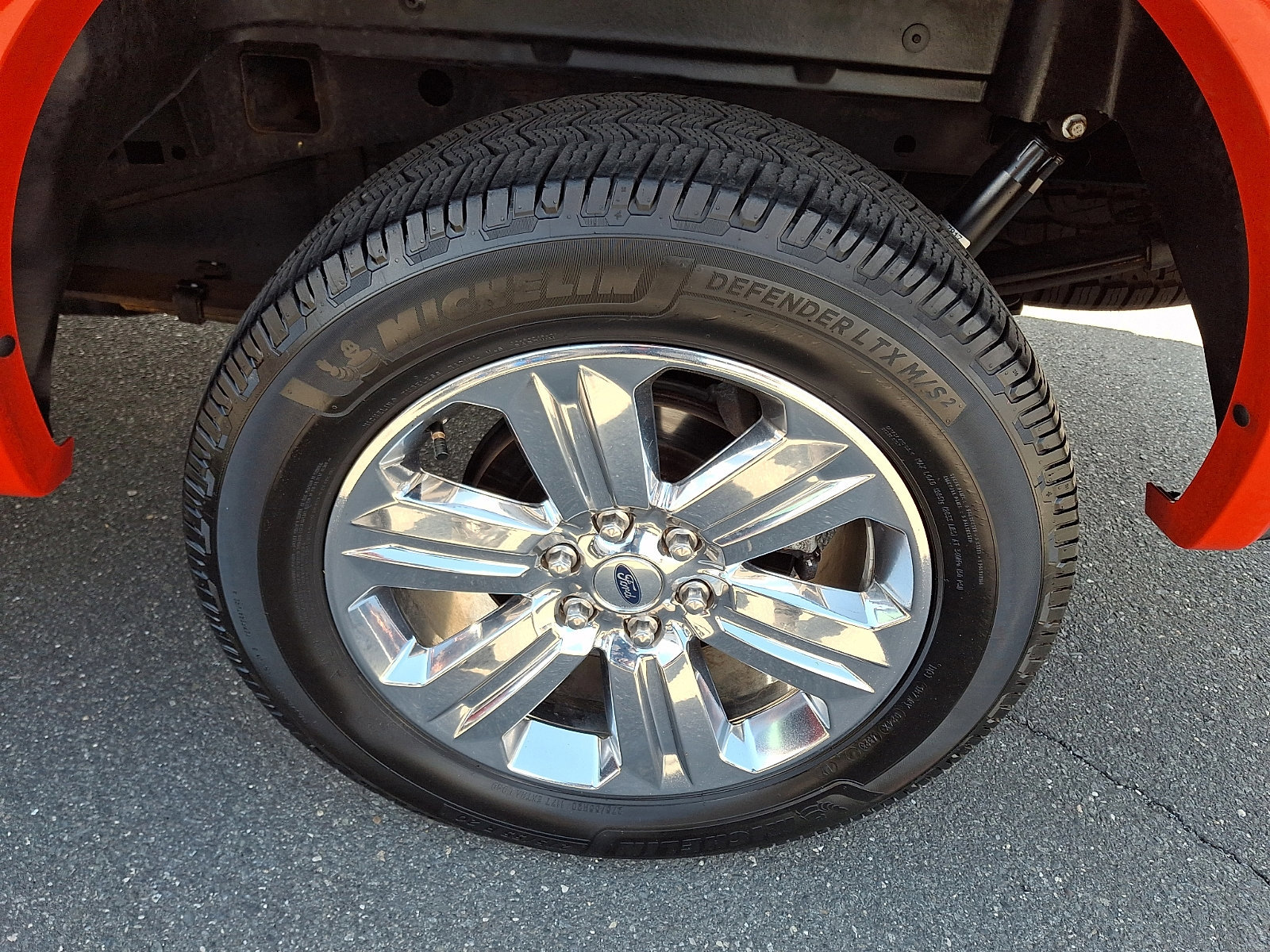 Certified 2020 Ford F150 Lariat w/ Equipment Group 502A Luxury image 28