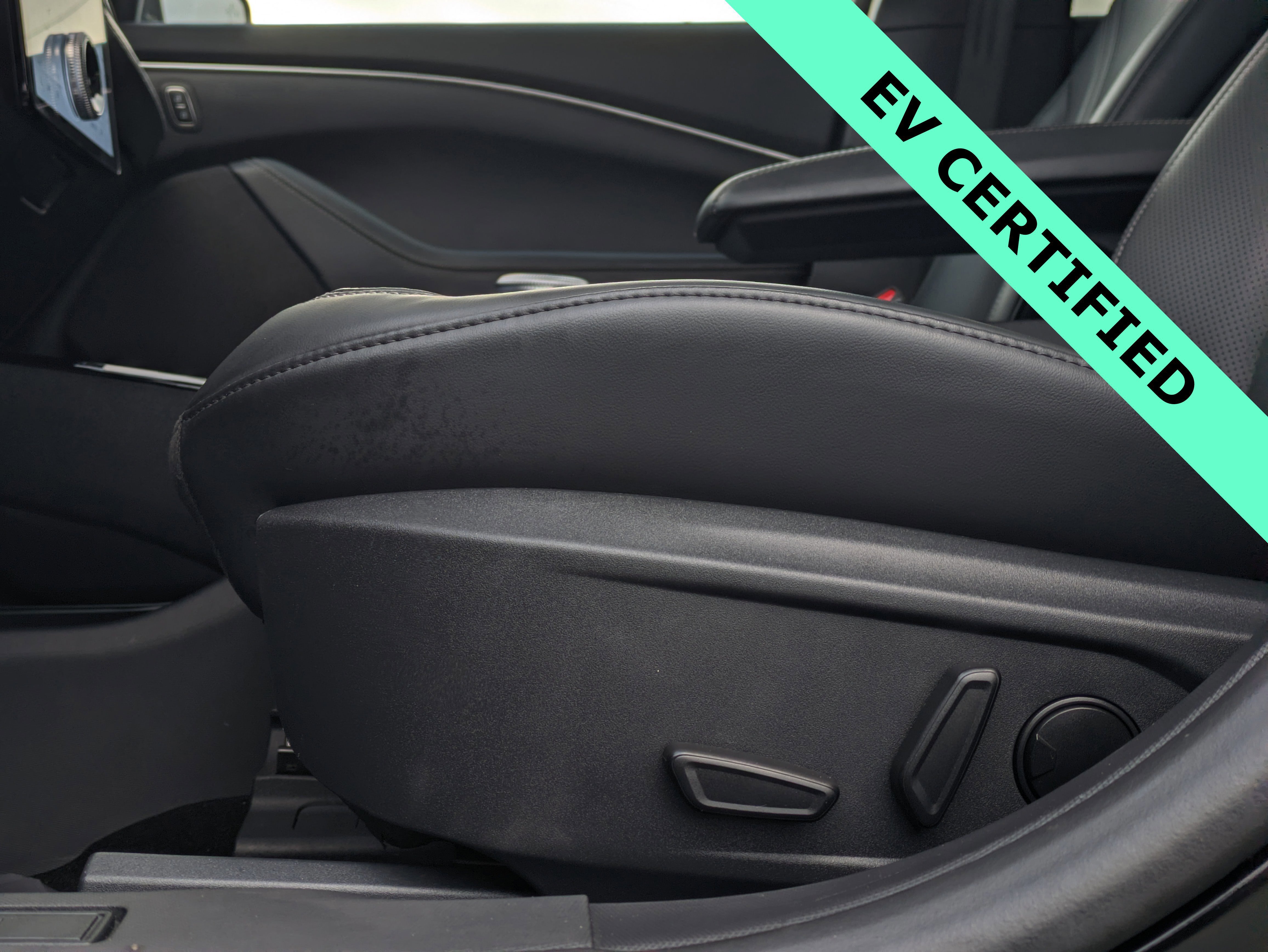 Certified 2024 Ford Mustang Mach-E Premium image 22