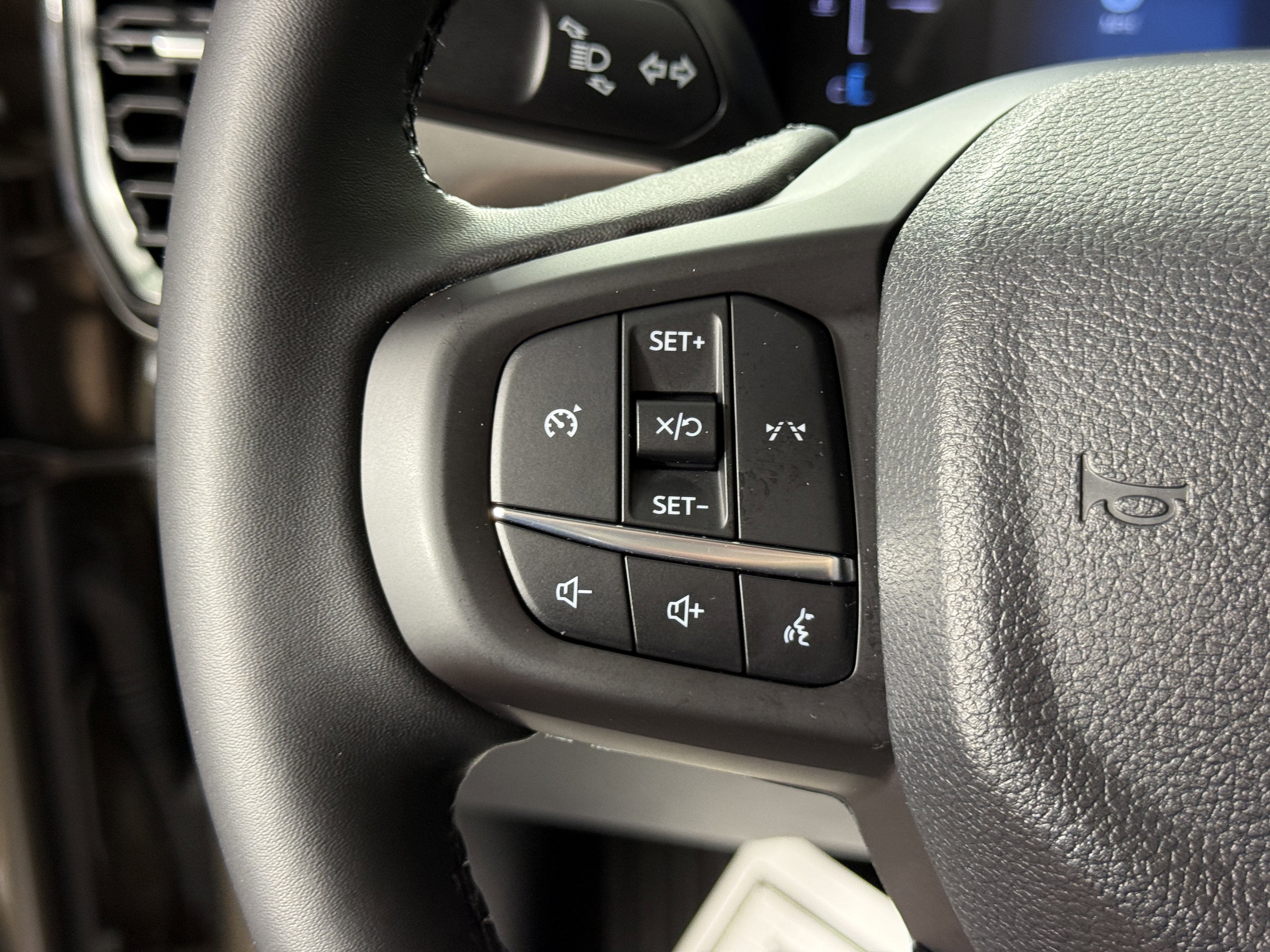 Certified 2025 Ford Ranger XLT w/ Trailer Tow Package image 26